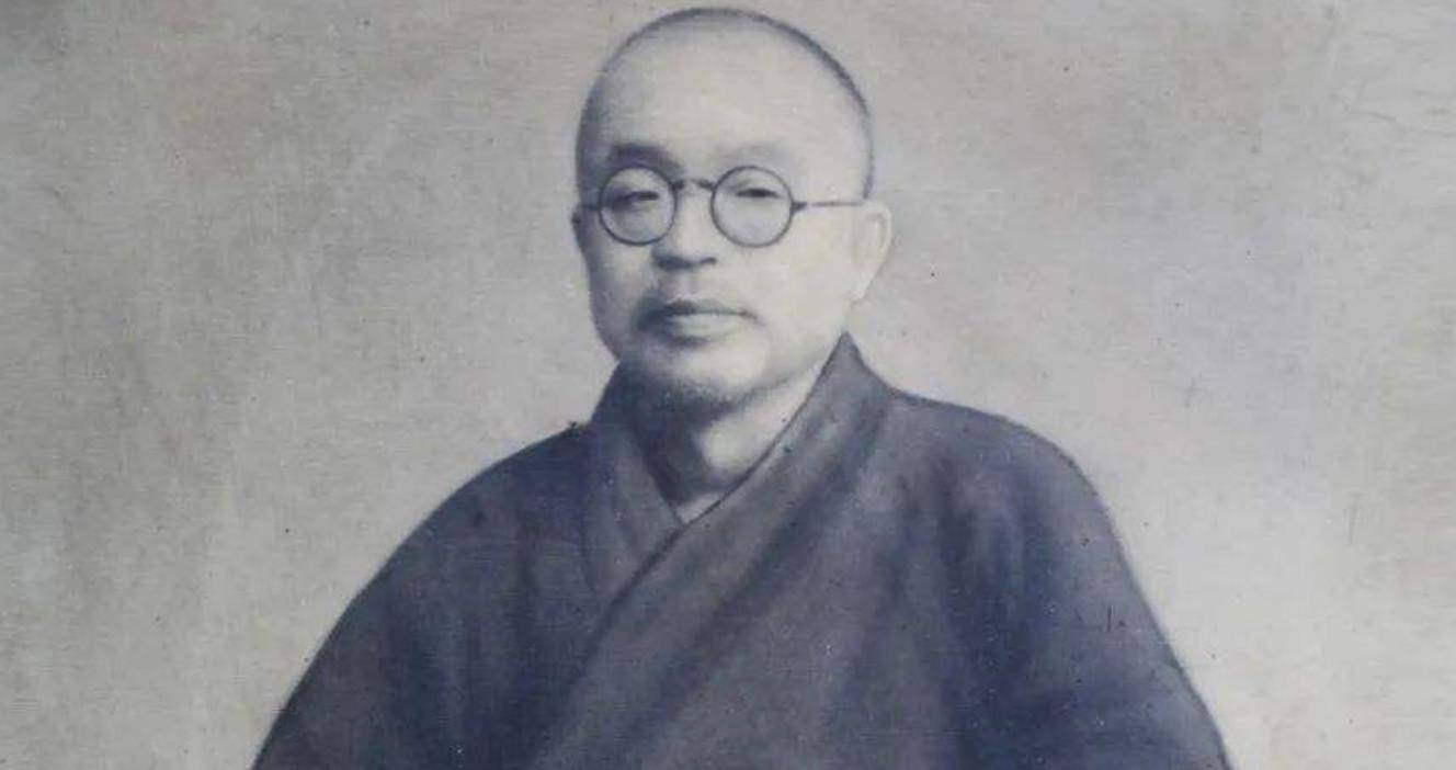 慈航法师出家之后第二年,在自忠和尚的带领下奔赴九江能仁寺受了三坛