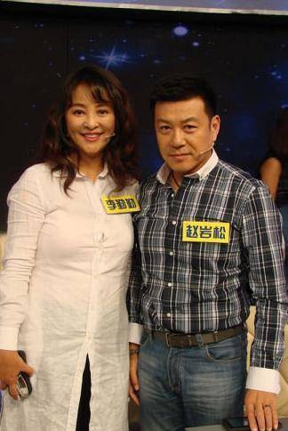 国外三婚三离,她誓死不嫁中国人,如今57岁孤身一人_李勤勤_皮特_真一