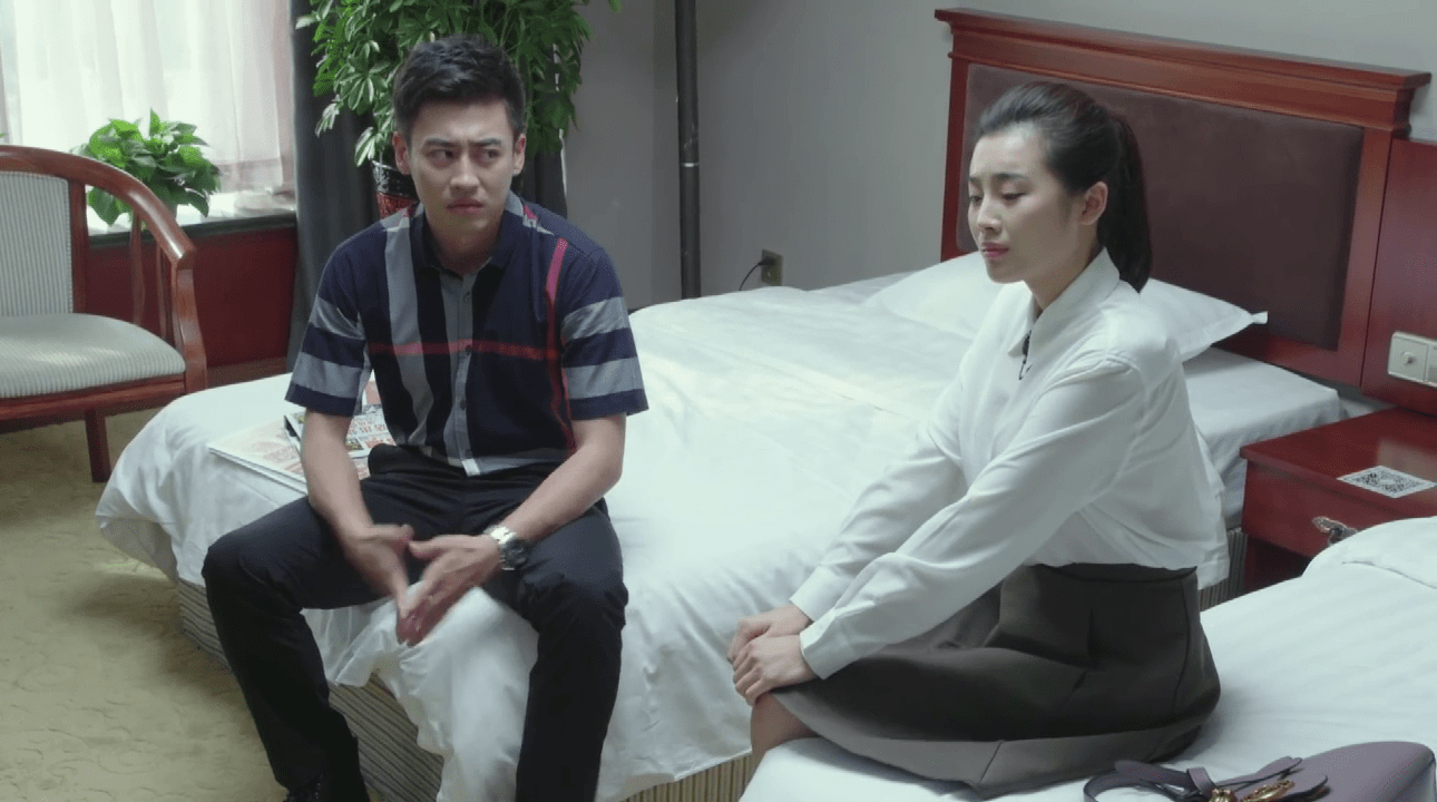 不料简凡在悠闲看杂志_梁舞云_隔离_简凡