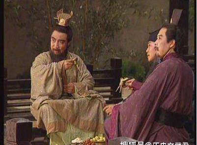 “刘备”曹操与刘备：煮出来的一王一帝