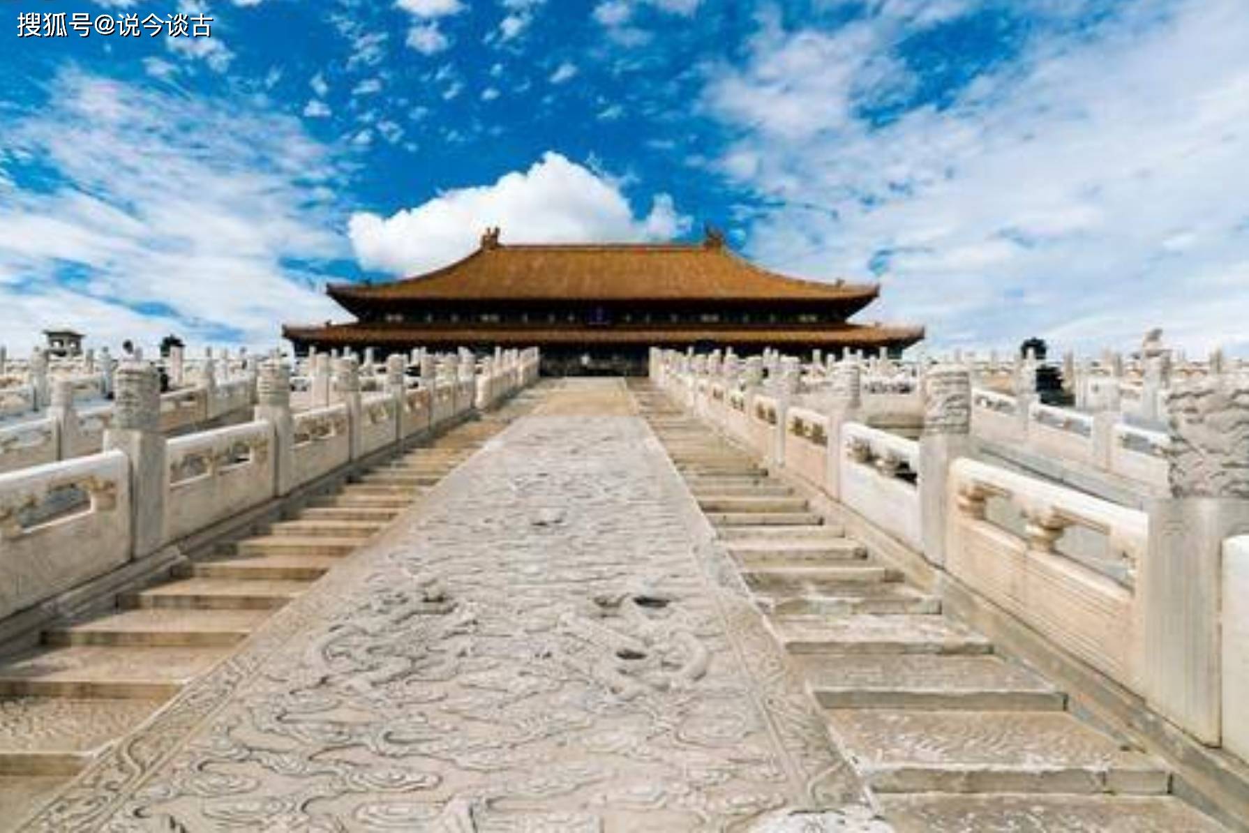 明成祖命人推平元皇宫，建立自己的豪华皇宫，如今成为国人骄傲_故宫_结构_宫殿
