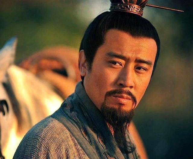 “刘备”历史上真实的刘备，是小人、伪君子，还是真君子和大英雄？