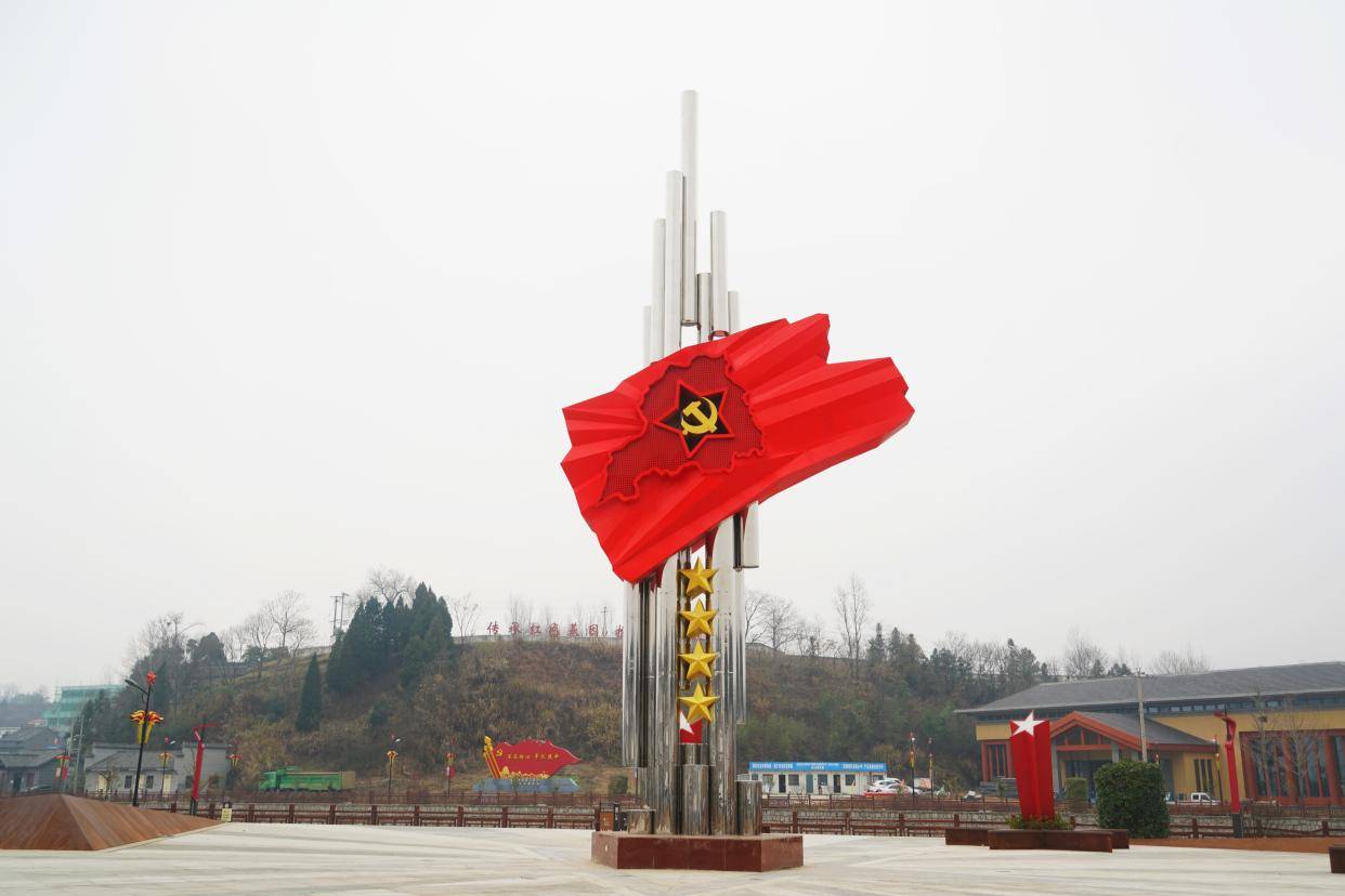我这三天的自驾旅行,每一天都有参观红色旅游景点,今天来到的汤家汇红