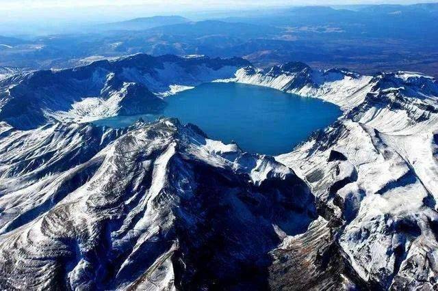 地理视角看长白山,长白山垂直自然带谱,中国长白山到底有何秘密?