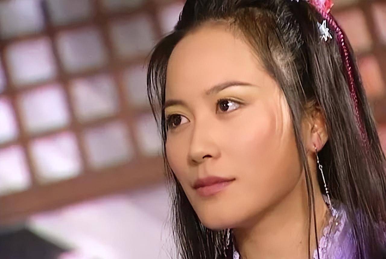 是我特别喜欢的俞飞鸿—就是那个被全世界原谅的《牵手》"小三"王纯