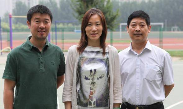 葛菲回应外界传言,两人关系如何对于顾俊和葛菲这一对神奇组合,有人说