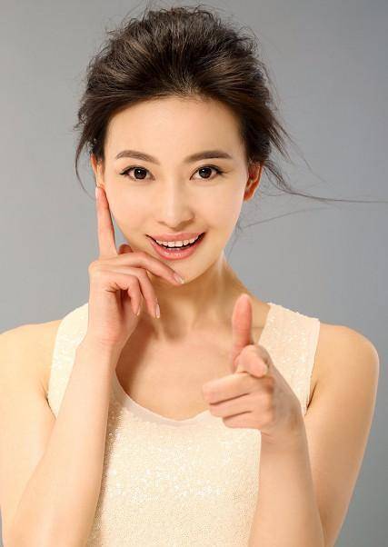 《隐秘而伟大》,美丽迷人的好姐姐,周知_角色_妹妹_顾家