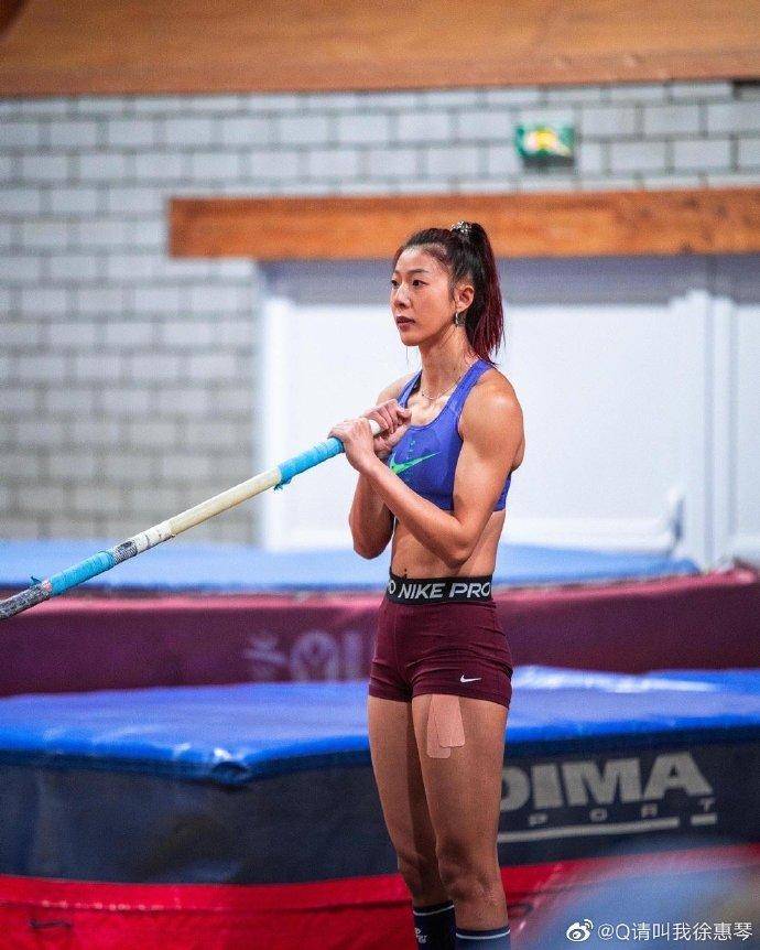 浙江撑杆跳明星将顺利进入新赛季,欧洲集训首秀突破4米51_许慧琴_中国
