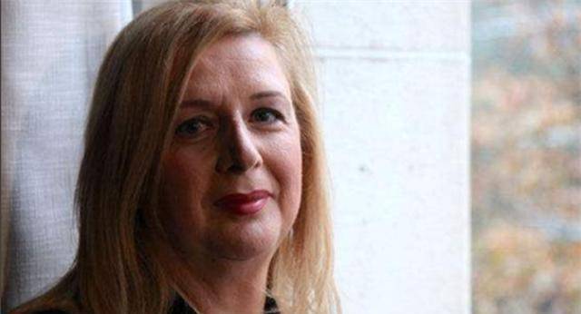 阿拉法特遗孀苏哈:手握2000万寡居突尼斯,因绯闻被驱逐居无定所_生活