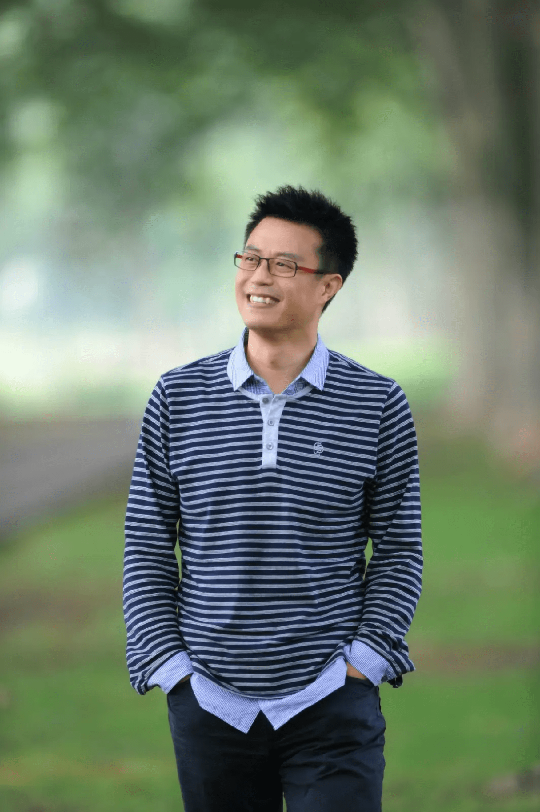 白燕升:娶瘫痪的残疾妻子,婚后连生二胎,如今一家四口其乐融融_周佳