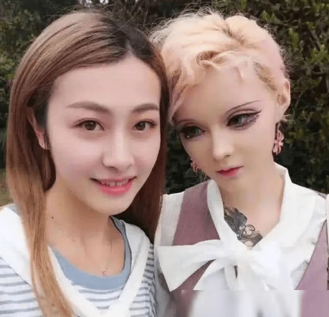 真人芭比迪丽拉:拒绝承认整容,富豪甩400万要求出镜卸妆吓坏人_网友