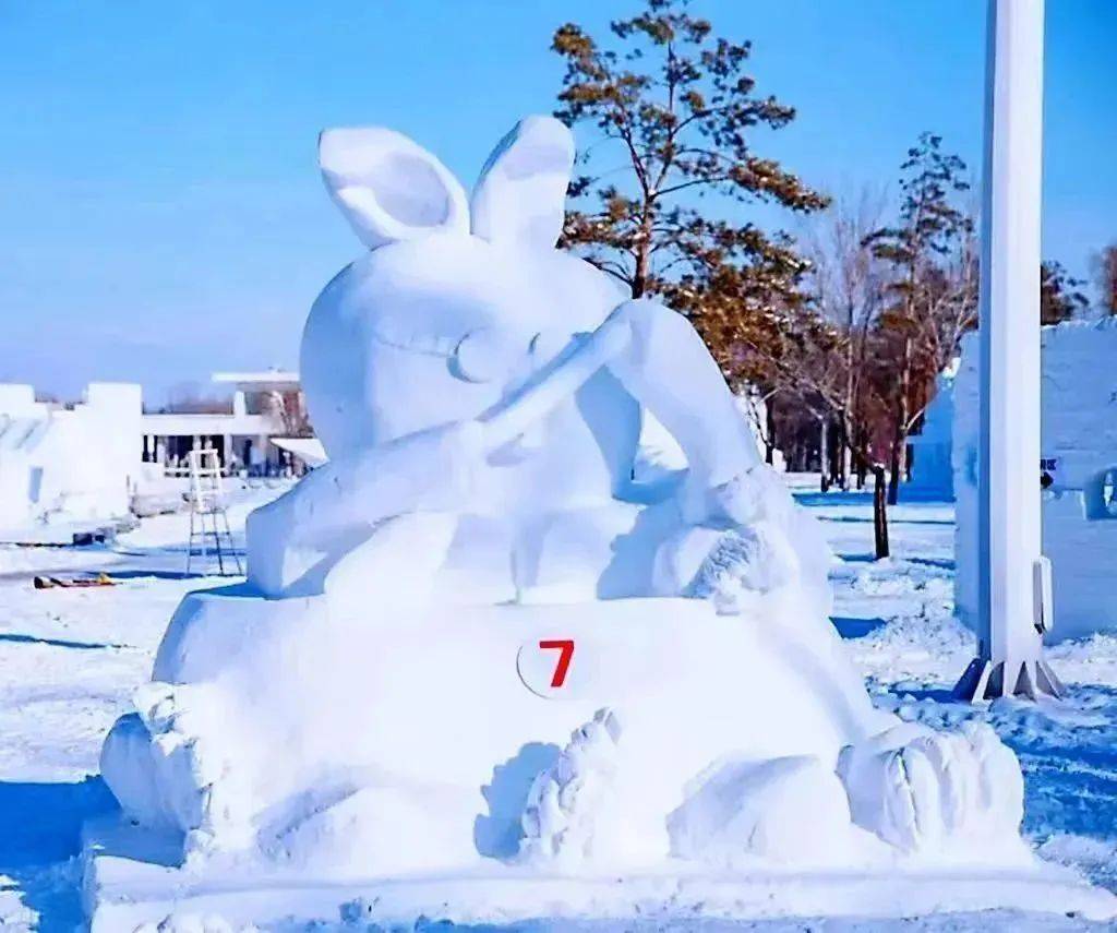 第八届全国大学生雪雕比赛今日在太阳岛雪博会落幕