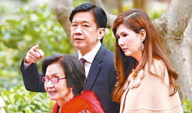 甄子丹表姨子湛琪清庆乘专机飞小岛庆生,婚后富贵生活不输汪圆圆_金承