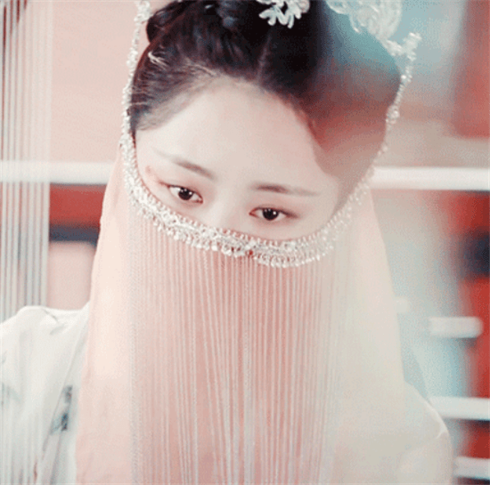 古装剧中的女子戴面纱,玉无心霸气十足,可看到袁今夏恋爱了_感觉_因为