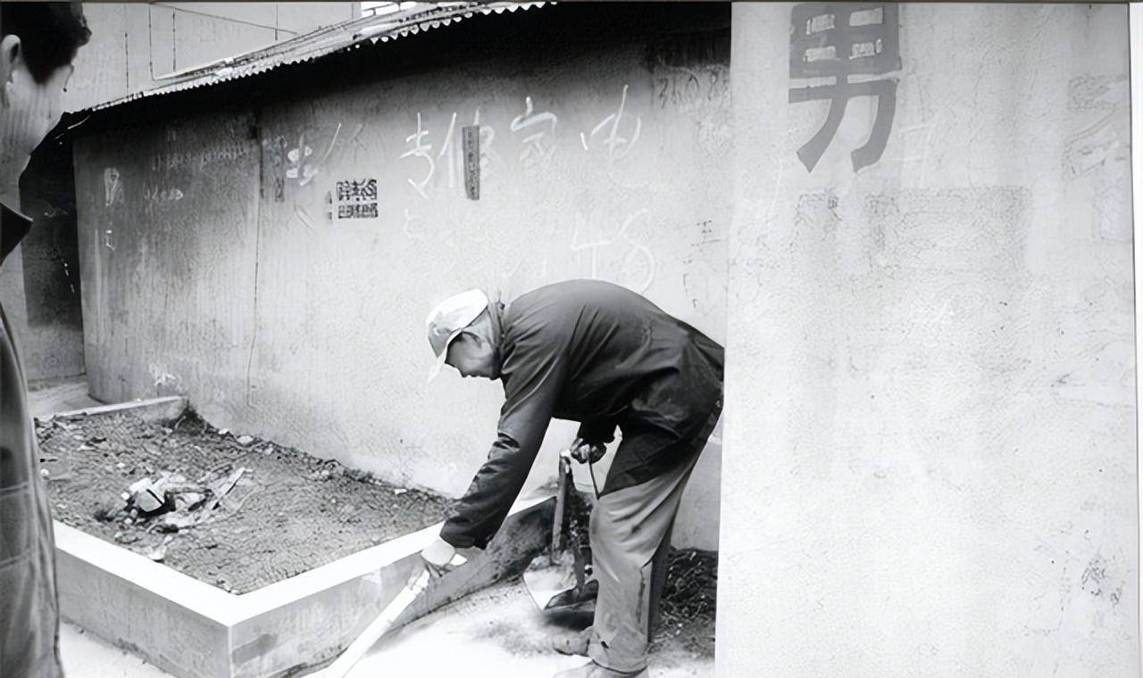 青岛一扫厕所老头听闻原子弹炸响大哭:那本该是我来做的_束星北