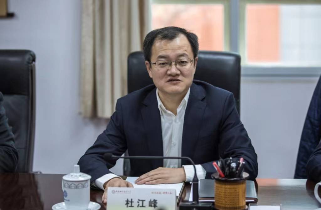 杜江峰任浙江大学校长,能力超群履历丰富,是学生们该追的"星"_名校