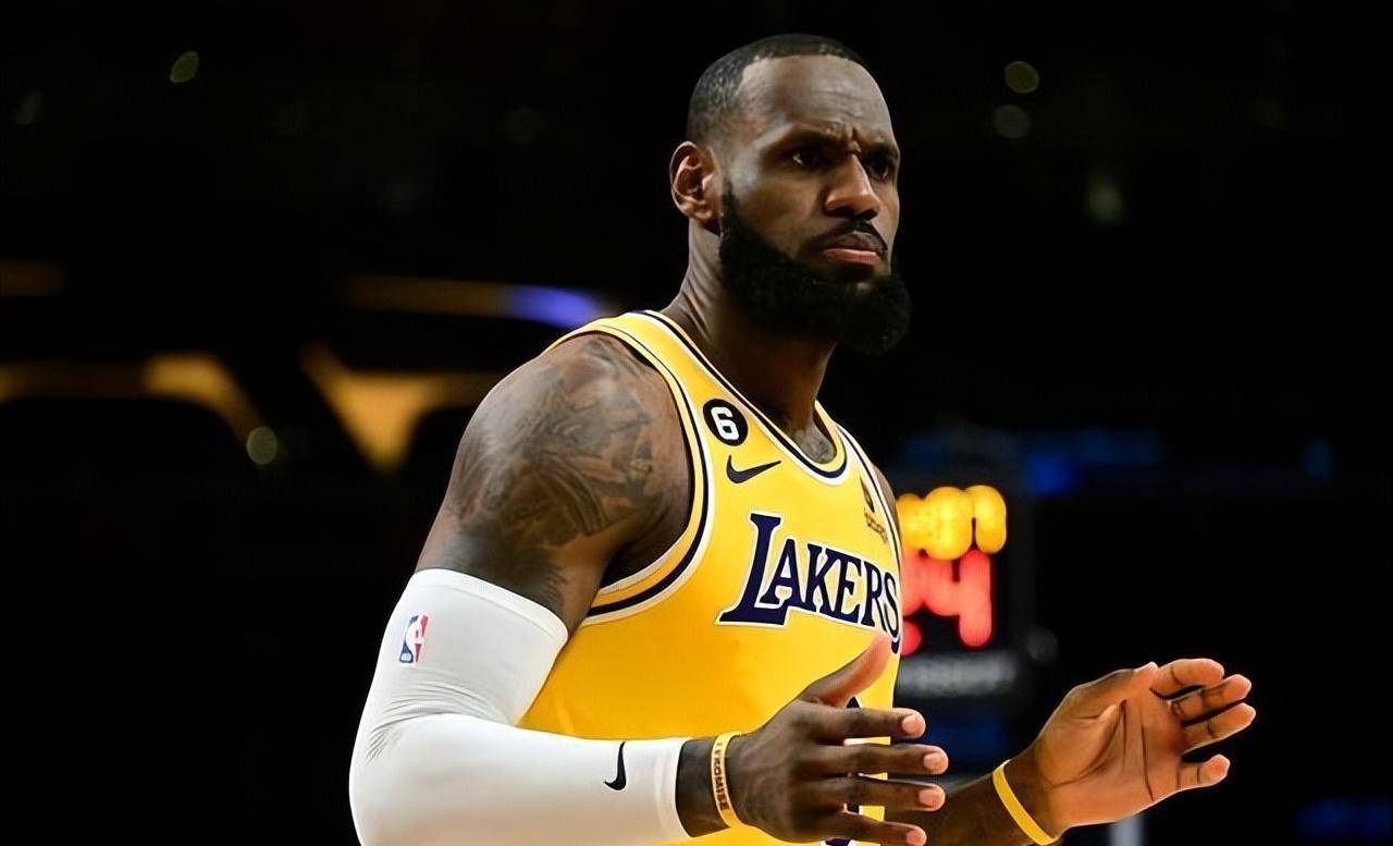 詹姆斯NBA历史地位的演变与数据里程碑