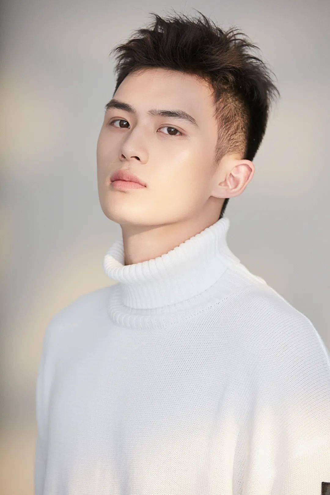 《回家的女儿》高能剧情:李文卓成为关键人物,他的眼神很有故事_李文