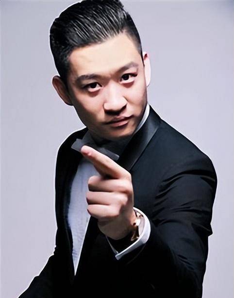 刘云天:和曹云金兄弟情深厚,离开德云社却再无演出,说迫不得已_郭德纲