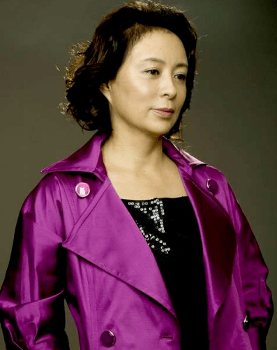 刘佳:中年版李焕英,第一部女主角破格获得,任长霞角色成经典_母亲