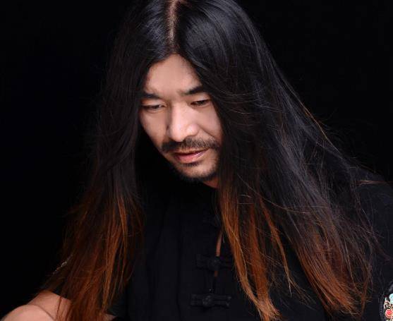 拥有上百万粉丝,拉扯4个儿子长大,如今却身患病症长期吃药_因为_网络