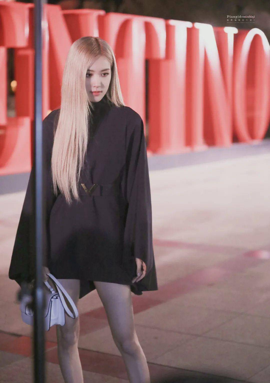 风城玫瑰送玫瑰球衣,两个rose堪称梦幻联动!_朴彩英_尼克斯_技能