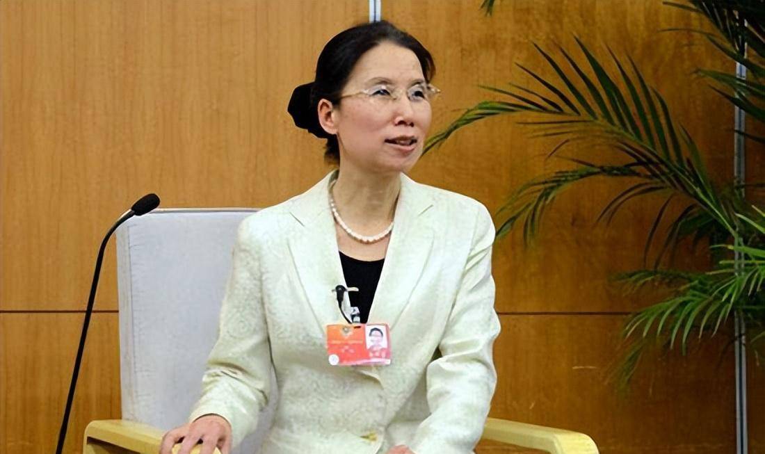 中科院教授杨佳:29岁双目失明后被丈夫抛弃,8年后成功考入哈佛_命运