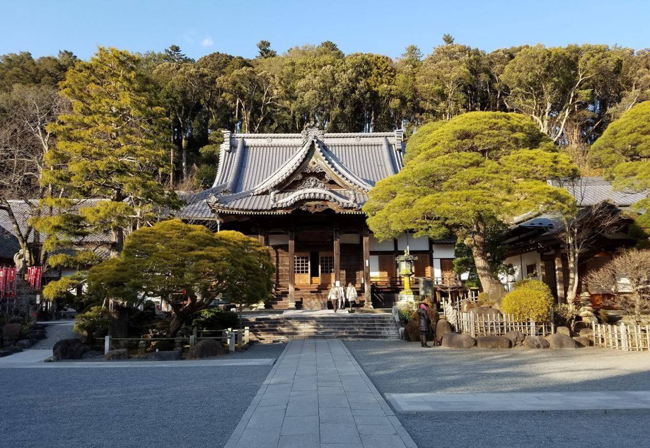 日本伊豆半岛自由行,来修善寺温泉街逛一逛,冬季泡露天温泉吧_旅馆