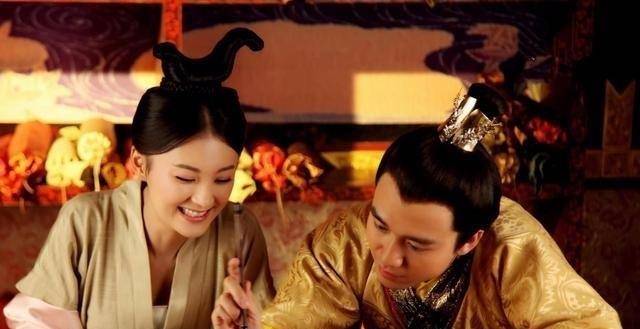 后周开国皇帝郭威为何将天下交给养子柴荣?真的合适吗?_后汉_李重进_儿子