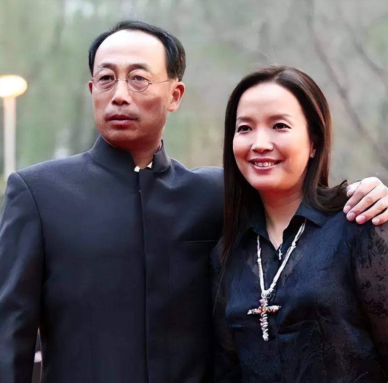 国外养老的女明星,住豪宅;潜心礼佛;开房车去旅游…_生活_姜黎黎_田慧