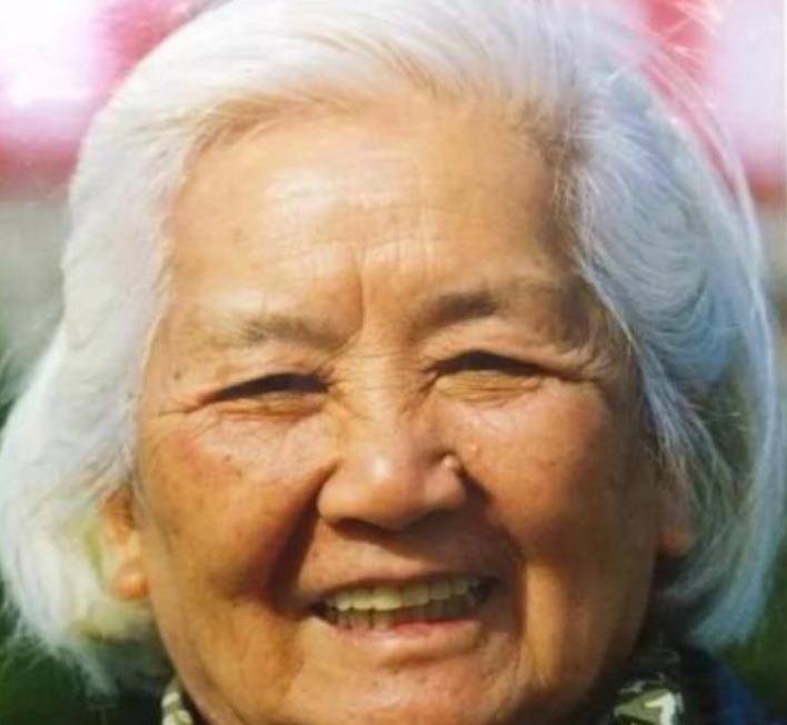 北大教授夫人陈司寇，96岁绝食断水坦然赴死，称：要走得快一点