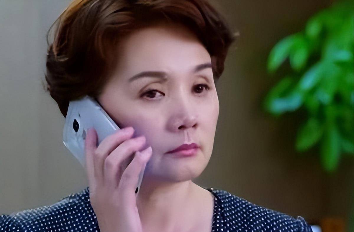 吴冕:追爱跨越2000公里,与丈夫42年感情不变,如今幸福美满_高原_小