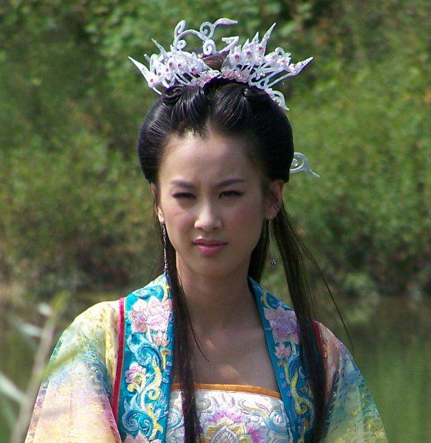 杨子和黄圣依近日被曝,再穿古装《天仙配》?