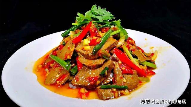 猪肝不要总炒着吃,教你爽口解馋的椒麻猪肝,上桌秒光盘,很过瘾_辣椒