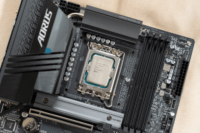 本站首晒,ddr5超频新选择,技嘉b760m aorus pro ax主板测评_支持_散热