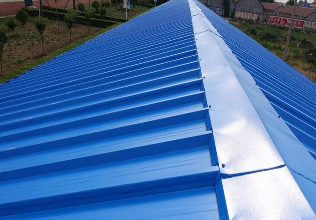 彩钢瓦屋顶漏水原因有哪些?_施工_屋面_厚度