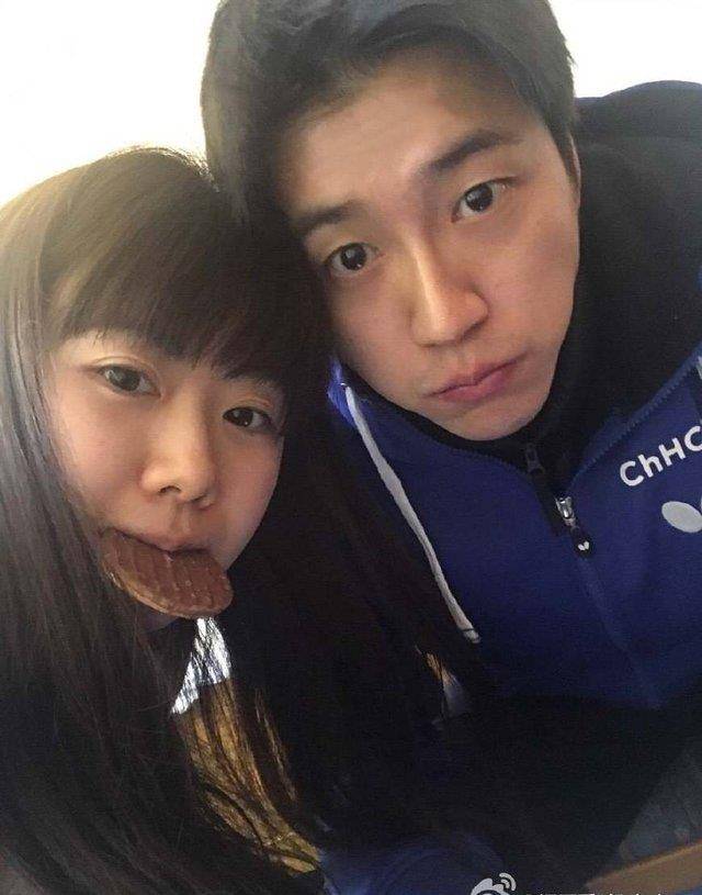 比如,又一次中国女子乒乓球的总教练孔令辉见到了许久未见的福原爱后