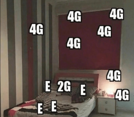 原创
            搞笑gif：大姐，不要不好意思，你也到了该找对象的年龄了6