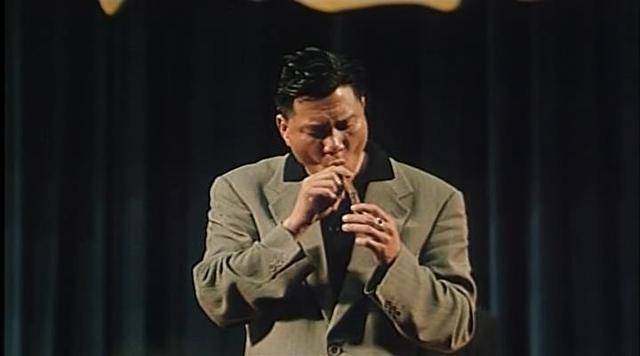 《古惑仔》重温:春节不看陈浩南,阅片无数也枉然_蒋天生_任达华_雪茄