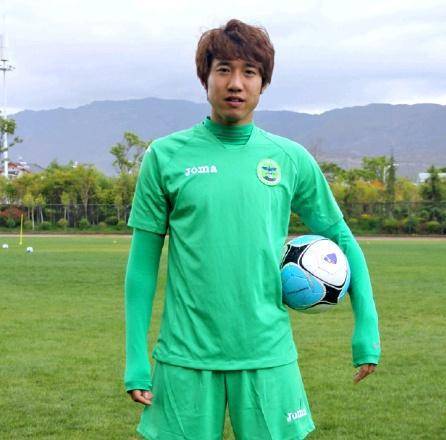 中国足坛再现球员讨薪:心凉了,还我血汗钱_丽江_张硕科_云南