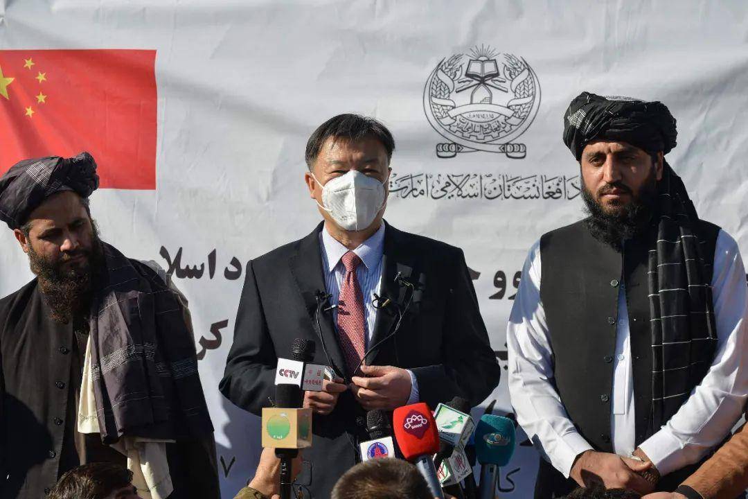 阿富汗开放4500平方公里土地,给中国25年石油开采权,价码是10亿_投资