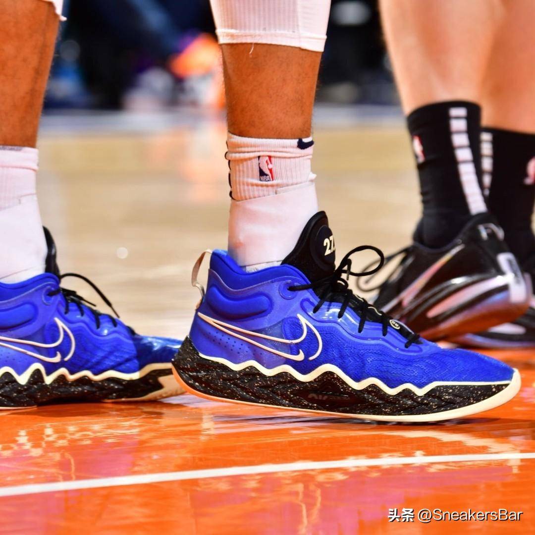 每日nba球星上脚球鞋「112月2日」_nike_zoom_比赛