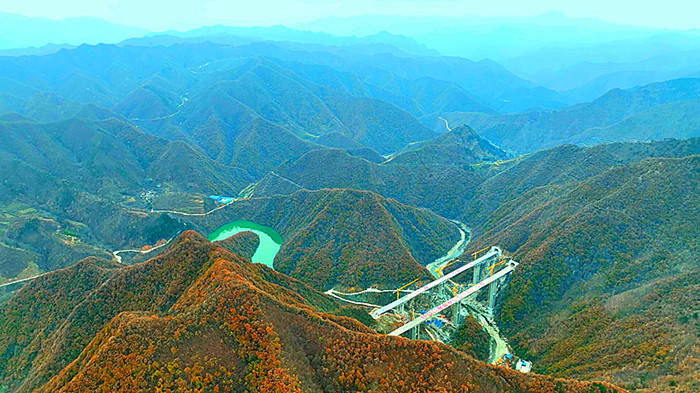 隧道零开挖进洞 栾卢高速公路打造绿色环保施工样板_进行_河南省_工程