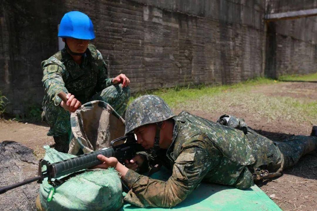 台湾兵役延长到1年,台军战斗力足以重创解放军?_时间_服役_训练