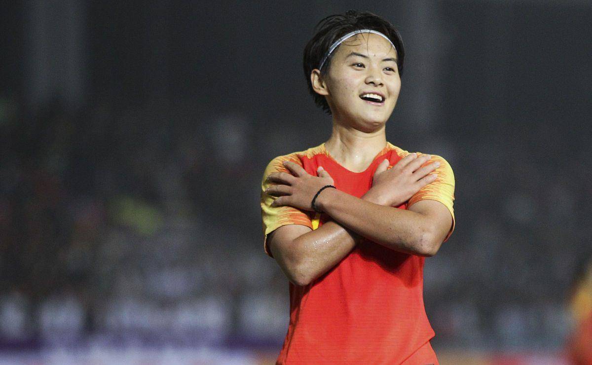 危局造英雄:王霜受限无缘奥预赛,中国女足期盼新人闪光_影响_武汉