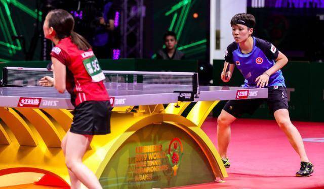 男单方面,日本前一哥水谷隼遭遇了韩国选手郑荣植.