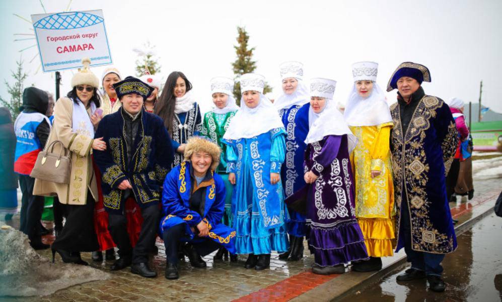 俄罗斯哈萨克族人口图片