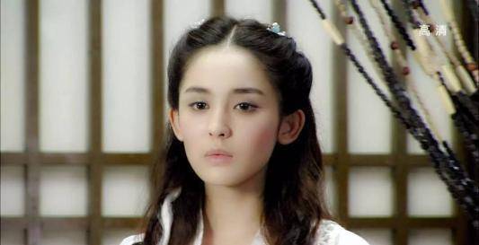 3,2012年的电视剧《轩辕剑之天之痕》,备受瞩目,由新人古力娜扎饰演