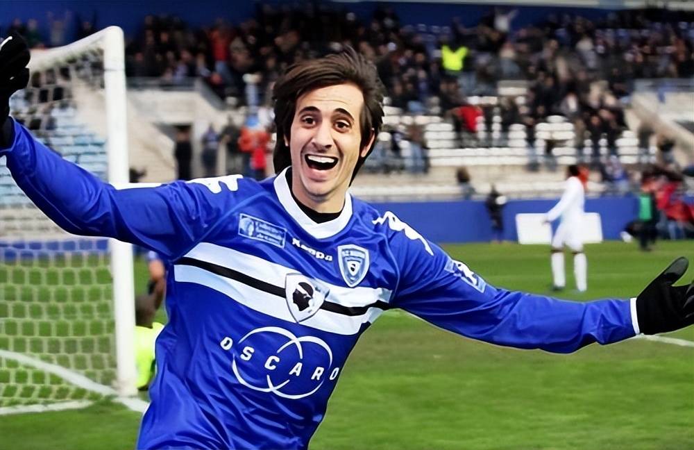 法乙赛程如火如荼,巴斯蒂亚客场不敌,亚眠主场优势关键!