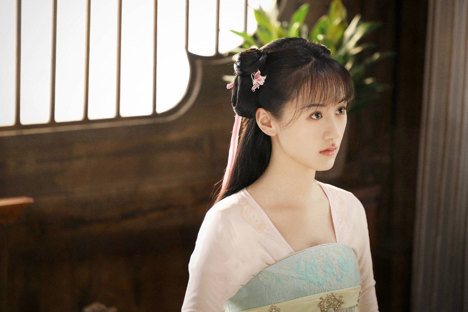 曝《两不疑》女主被换,影视资源成谜_琉璃_合同_角色